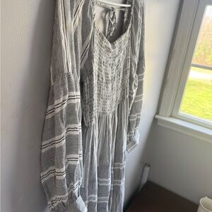 Boho Smocked Stripe Maxi Dress - Gray & White